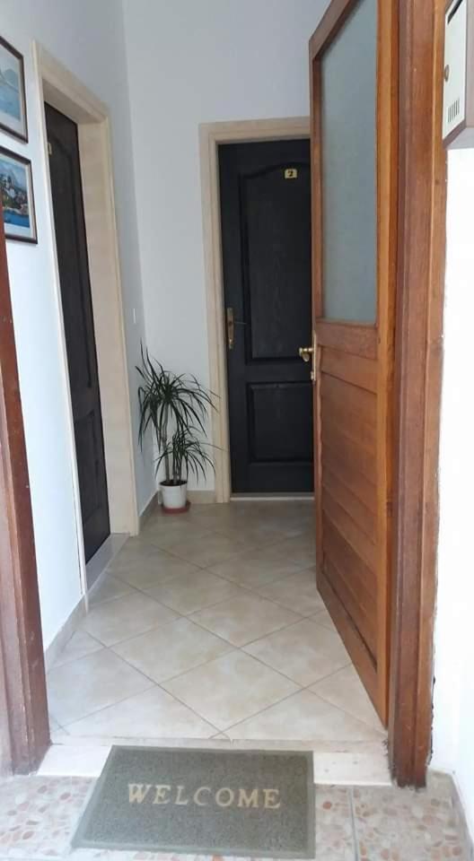 Apartmani Luka 헤르섹 외부 사진